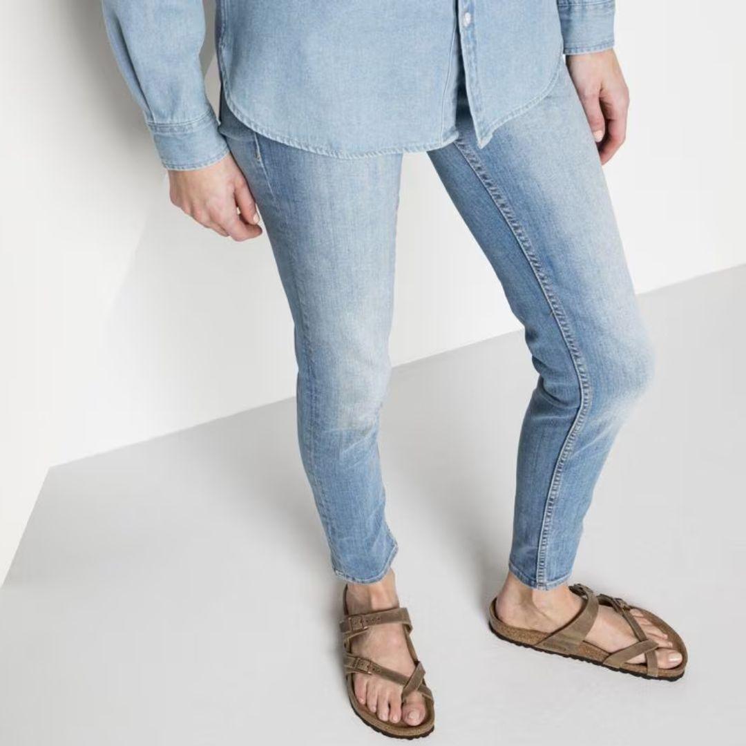 Birkenstock Women's Mayari Oiled Leather Sandal